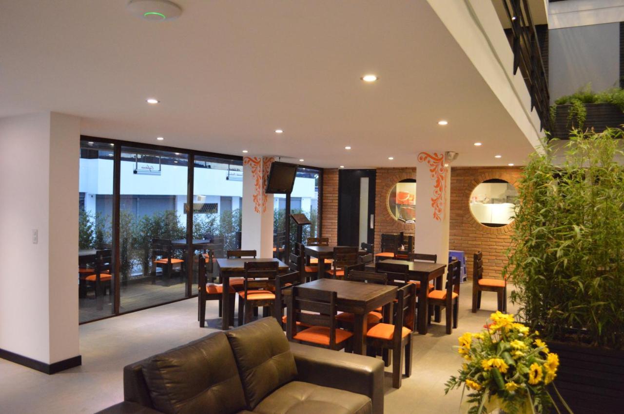 Hostal Delia Victoria Cuenca Luaran gambar